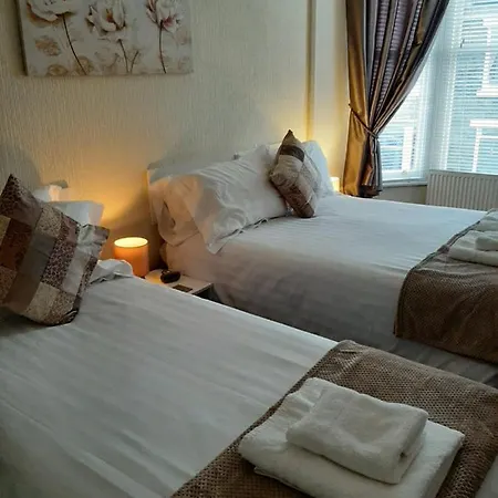 게스트하우스 Lyndhurst 4*